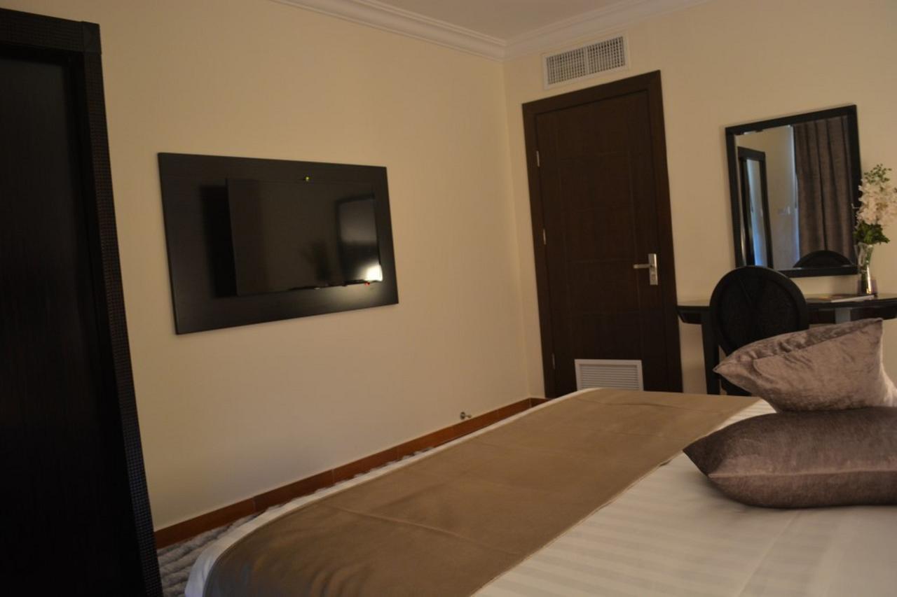Tilal Almadina Hotel & Suites Amã Exterior foto